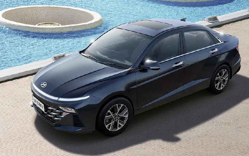 Hyundai Verna car image